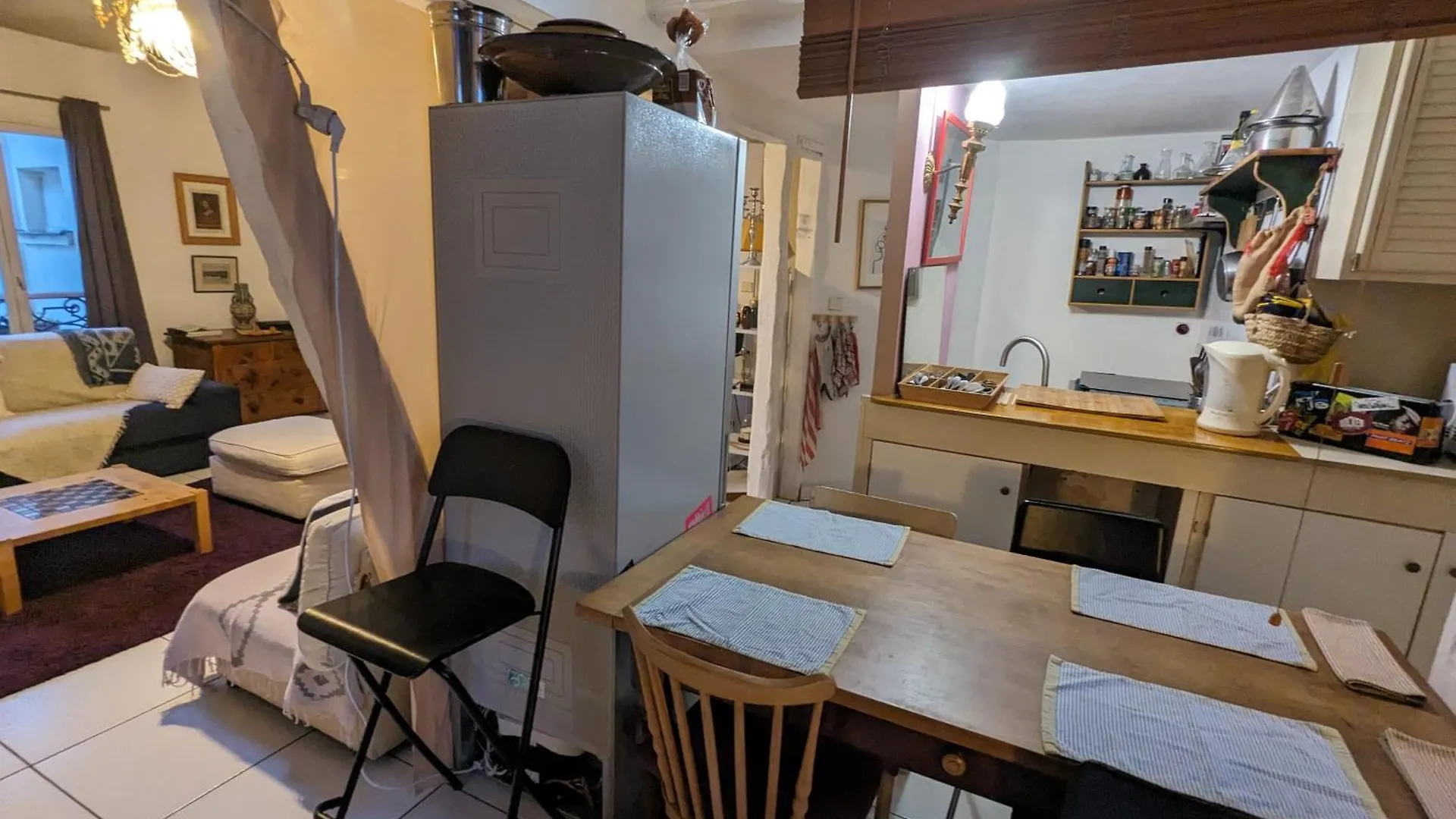 Loft Authentique Et Boheme - Montorgueil Apartment Paris France